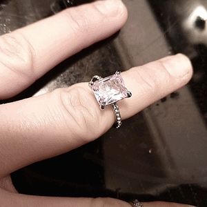 Sterling silver emerald shape ring